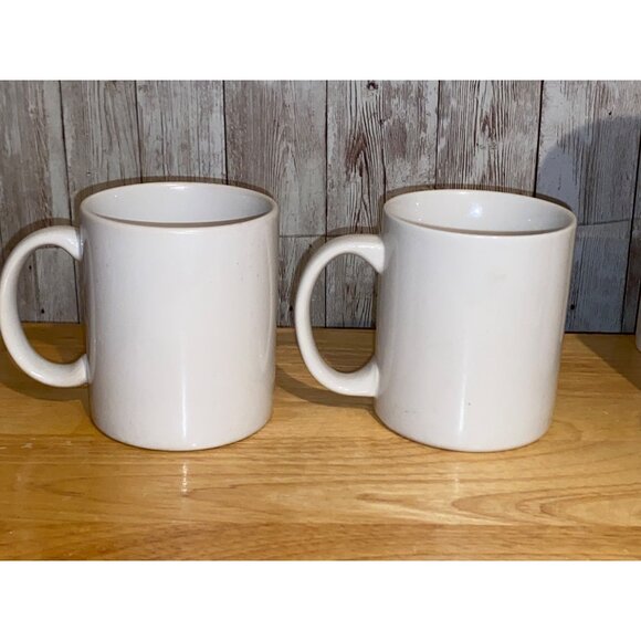 Vintage Ceramic Set of 2 Mugs with Whimsical Garden Gnome & Mouse Dancing Design - Picture 5 of 9